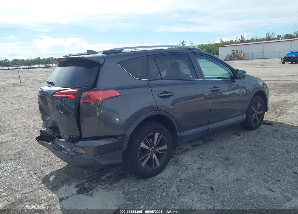 2016 TOYOTA RAV4 XLE VIN: 2T3RFREV5GW496644