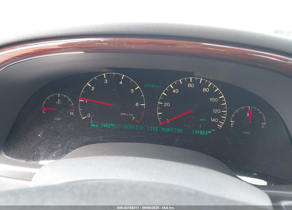 2005 CADILLAC DEVILLE DTS VIN: 1G6KF579X5U120514