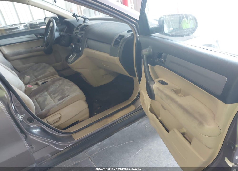 2011 HONDA CR-V LX VIN: 5J6RE3H31BL018723