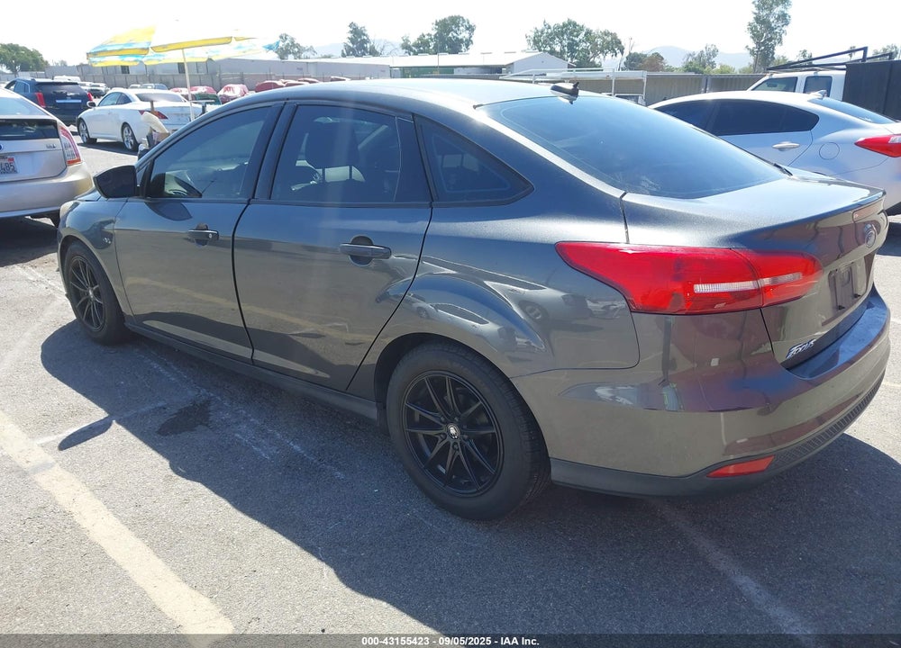 2016 FORD FOCUS VIN: 1FADP3E23GL238836