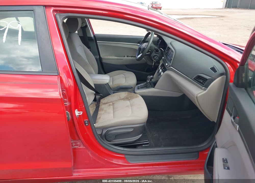 2019 HYUNDAI ELANTRA SE VIN: KMHD74LF6KU840537