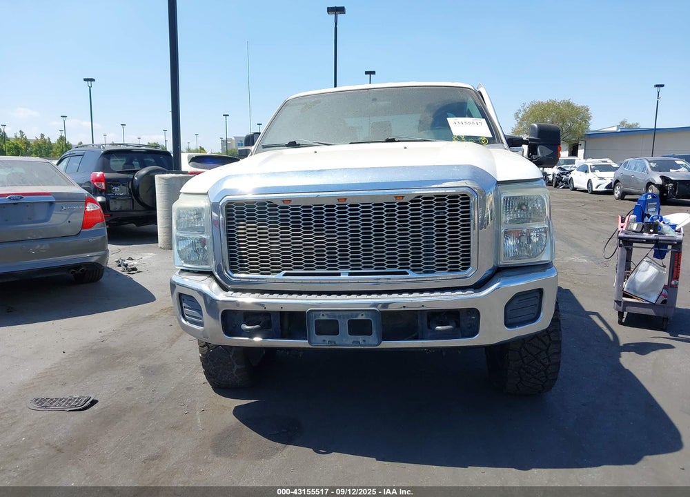 2015 FORD F-350 XL VIN: 1FT8W3B62FEB60543