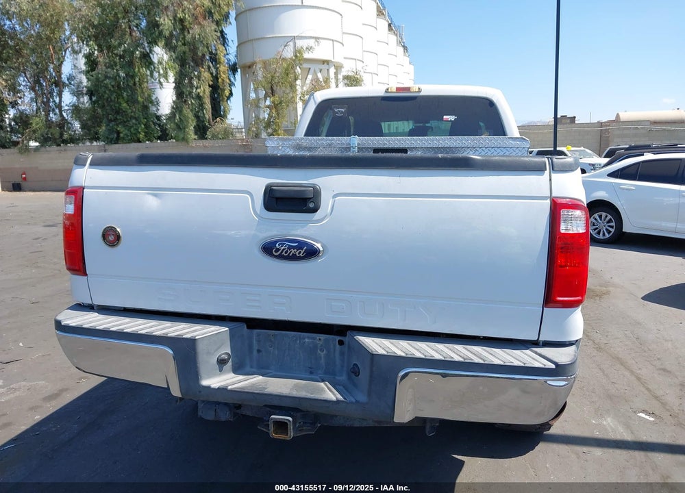 2015 FORD F-350 XL VIN: 1FT8W3B62FEB60543