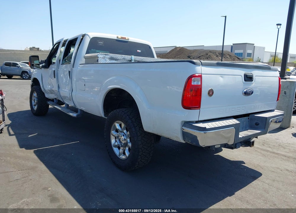 2015 FORD F-350 XL VIN: 1FT8W3B62FEB60543