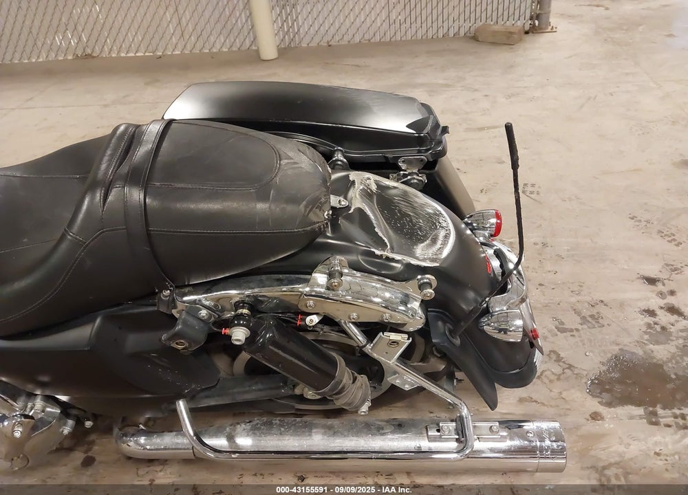 2013 HARLEY-DAVIDSON FLHX STREET GLIDE VIN: 1HD1KBM1XDB627472
