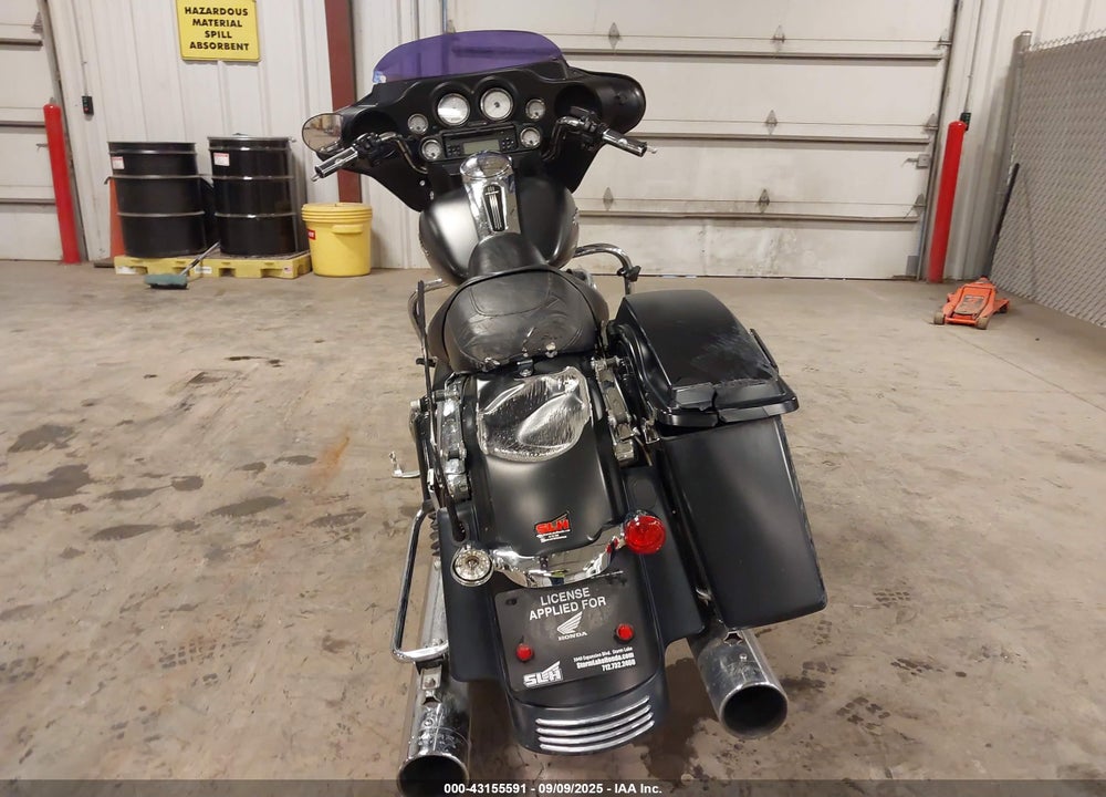 2013 HARLEY-DAVIDSON FLHX STREET GLIDE VIN: 1HD1KBM1XDB627472