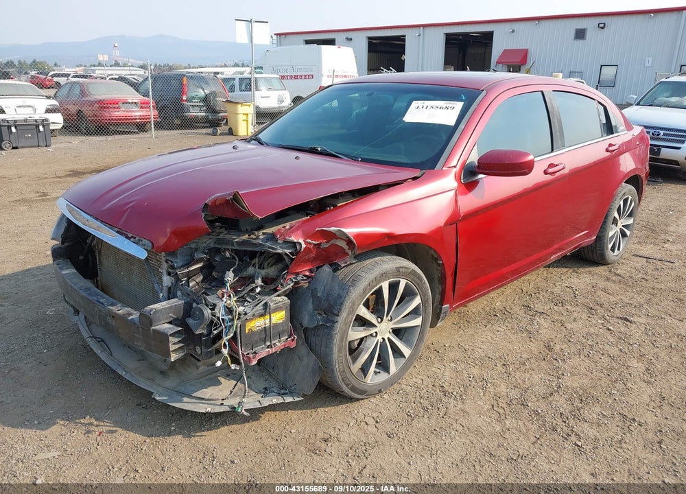 2013 CHRYSLER 200 VIN: 1C3CCBCG1DN578307