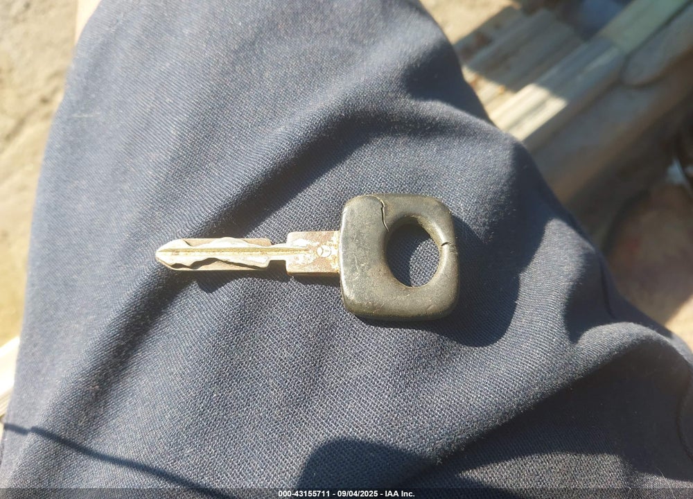 1984 MERCEDES-BENZ 500 SEC VIN: WDBCA44A2EA051603