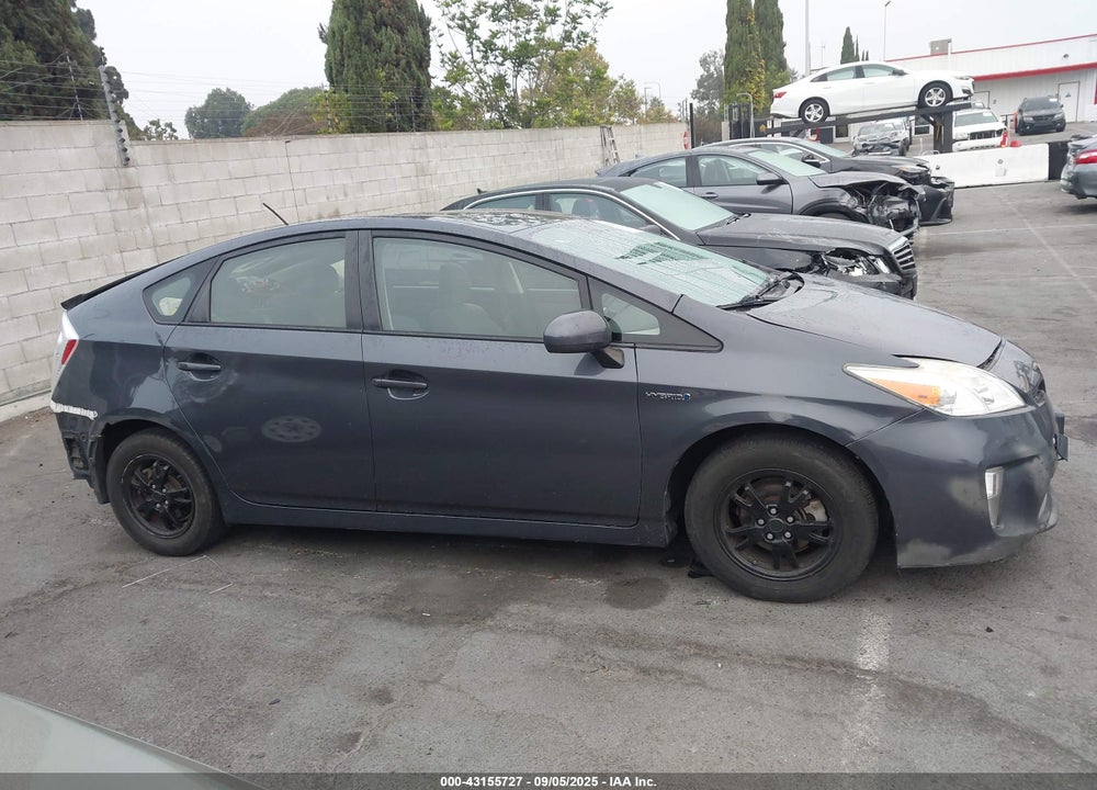 2015 TOYOTA PRIUS VIN: JTDKN3DU3F0444670