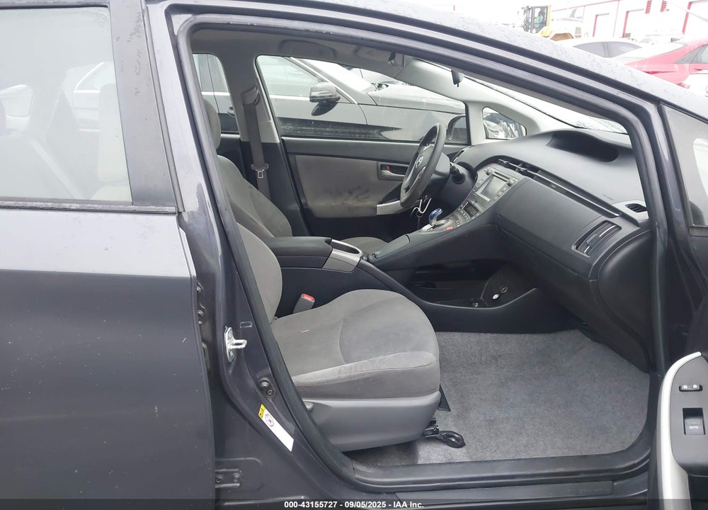 2015 TOYOTA PRIUS VIN: JTDKN3DU3F0444670