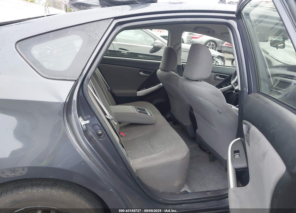 2015 TOYOTA PRIUS VIN: JTDKN3DU3F0444670
