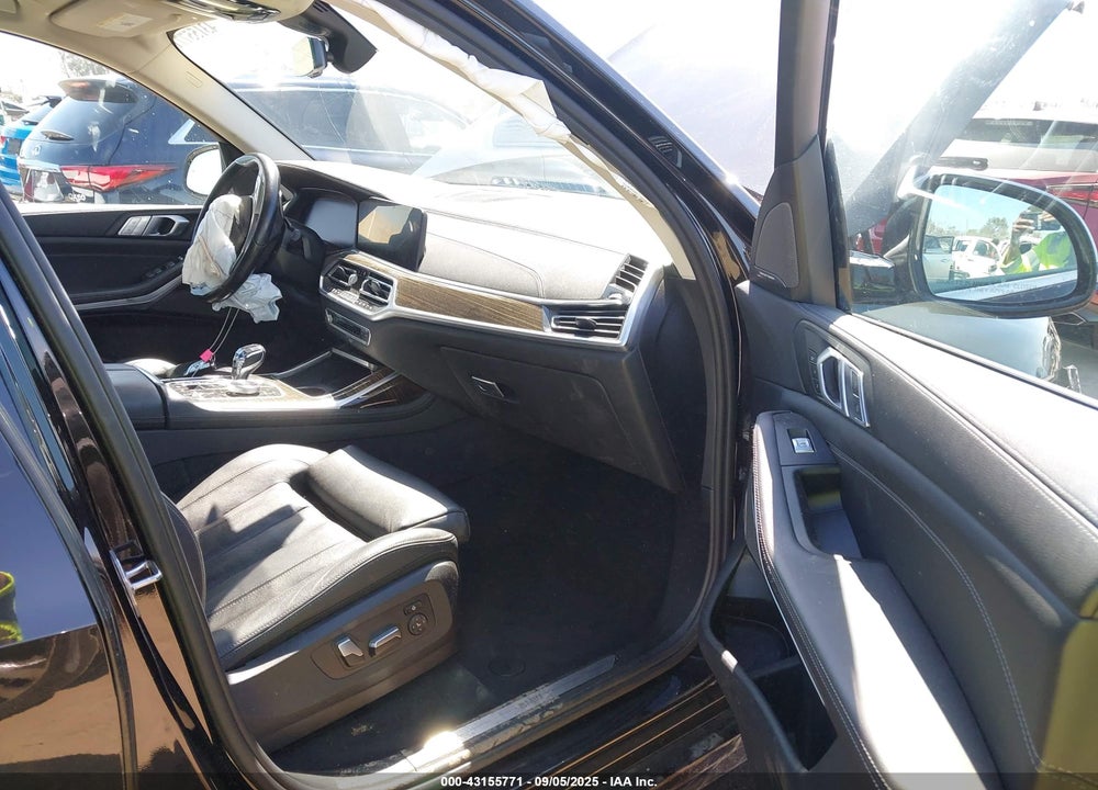 2019 BMW X7 VIN: 5UXCW2C58KL088942