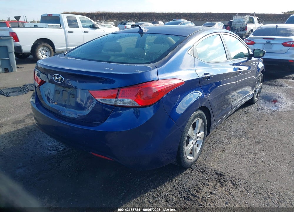 2013 HYUNDAI ELANTRA VIN: KMHDH4AE1DU877411