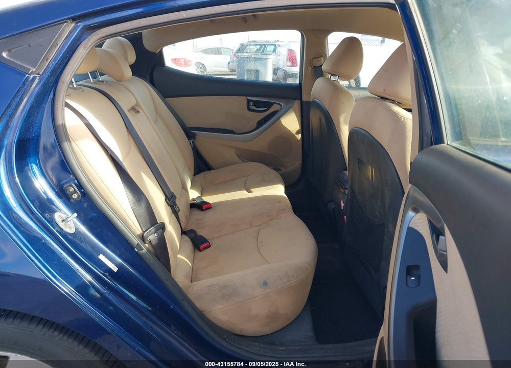 2013 HYUNDAI ELANTRA VIN: KMHDH4AE1DU877411
