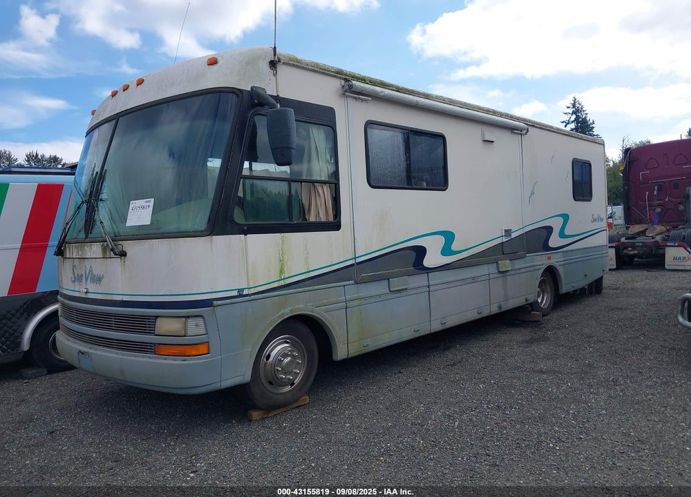 2000 FORD F550 SUPER DUTY STRIPPED CHASS VIN: 3FCMF53S0YJA08281