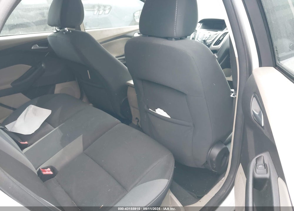 2014 FORD FOCUS VIN: 1FADP3K29EL266562