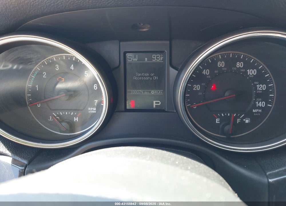 2012 JEEP GRAND CHEROKEE VIN: 1C4RJFAG1CC184211