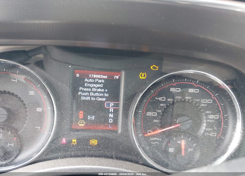 2012 DODGE CHARGER VIN: 2C3CDXHGXCH207043