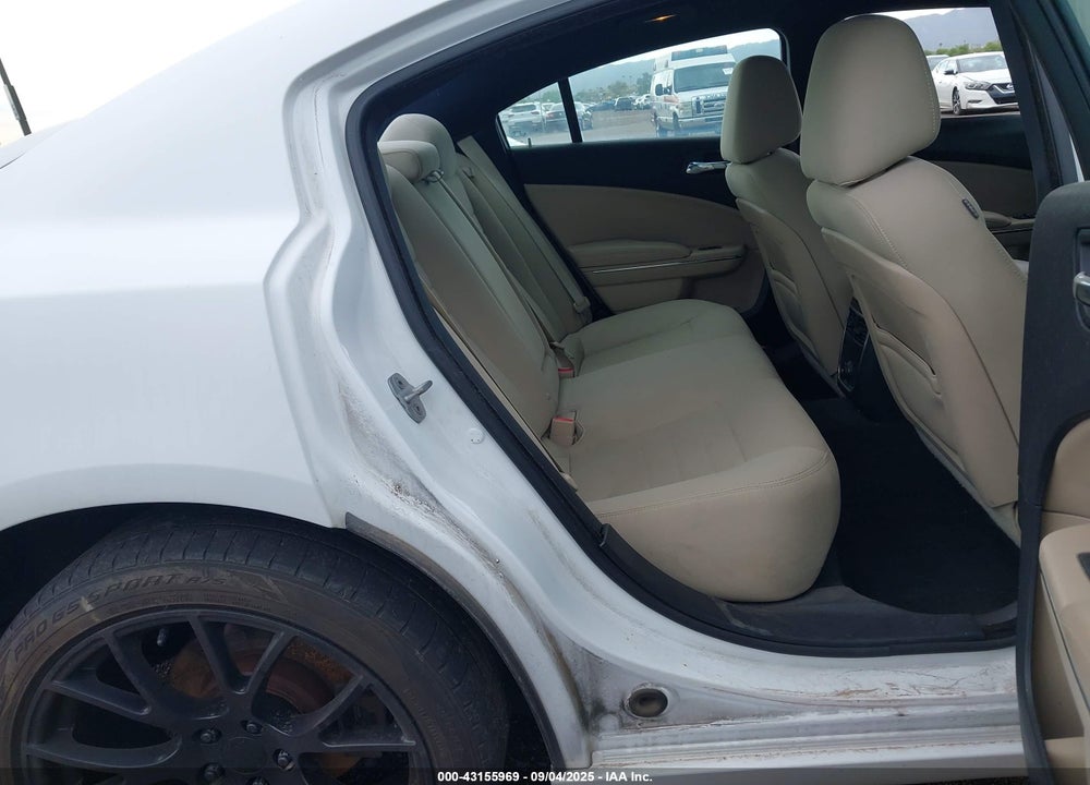 2012 DODGE CHARGER VIN: 2C3CDXHGXCH207043