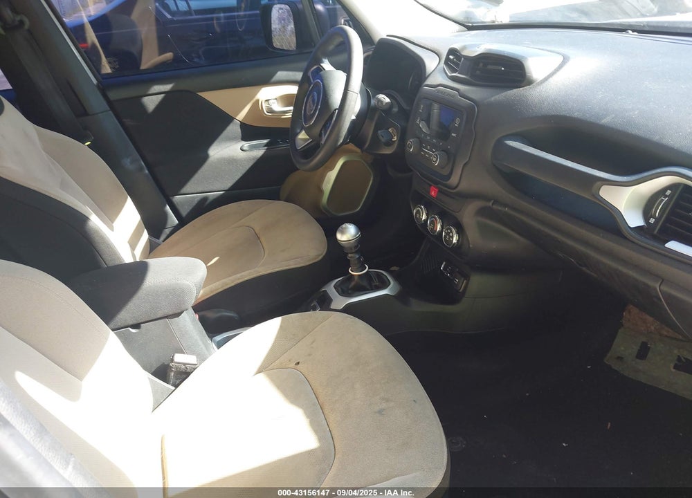 2016 JEEP RENEGADE VIN: ZACCJAAW3GPC43406