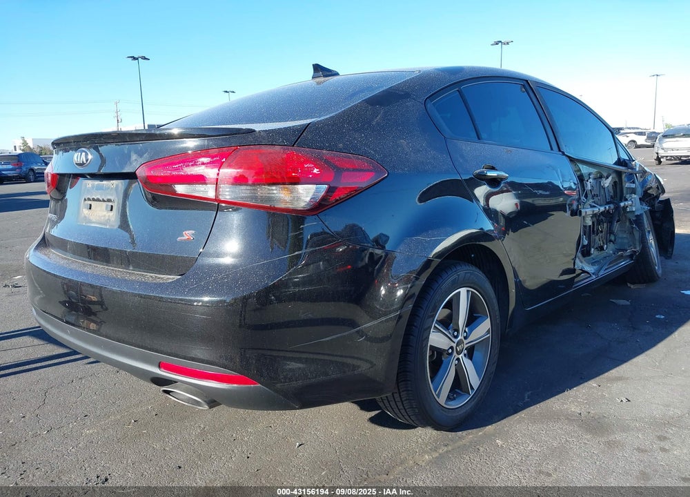 2018 KIA FORTE VIN: 3KPFL4A73JE214235