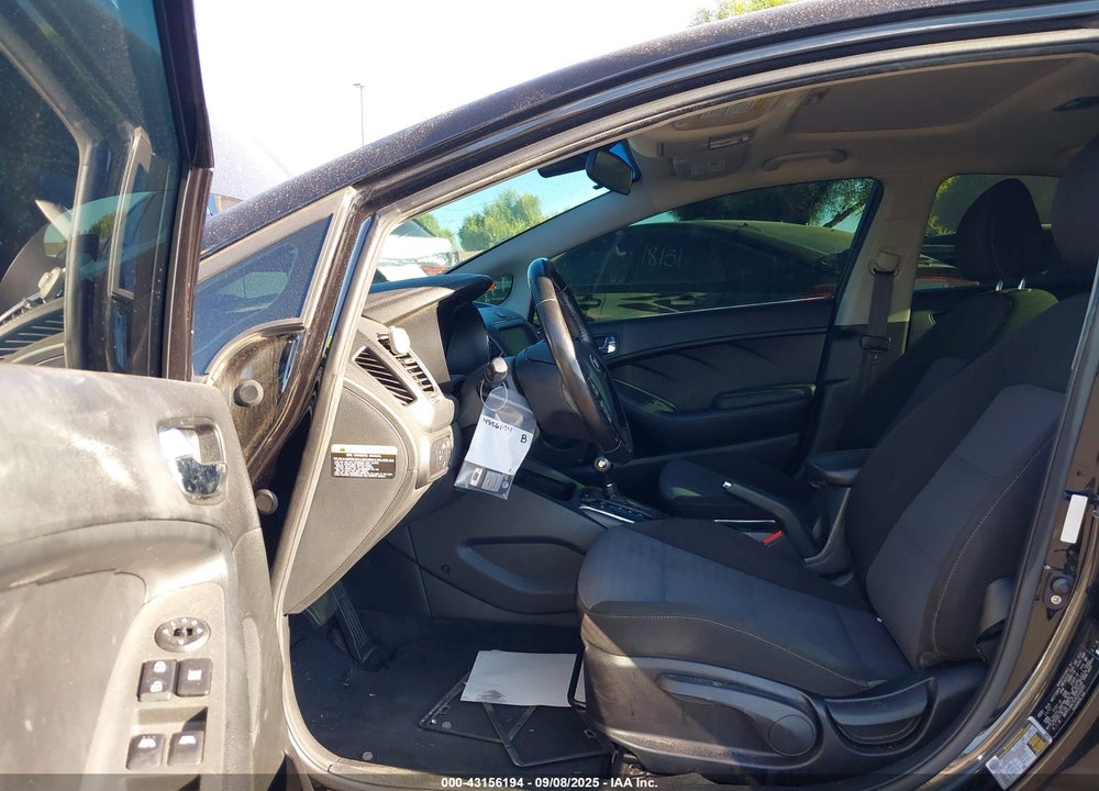 2018 KIA FORTE VIN: 3KPFL4A73JE214235
