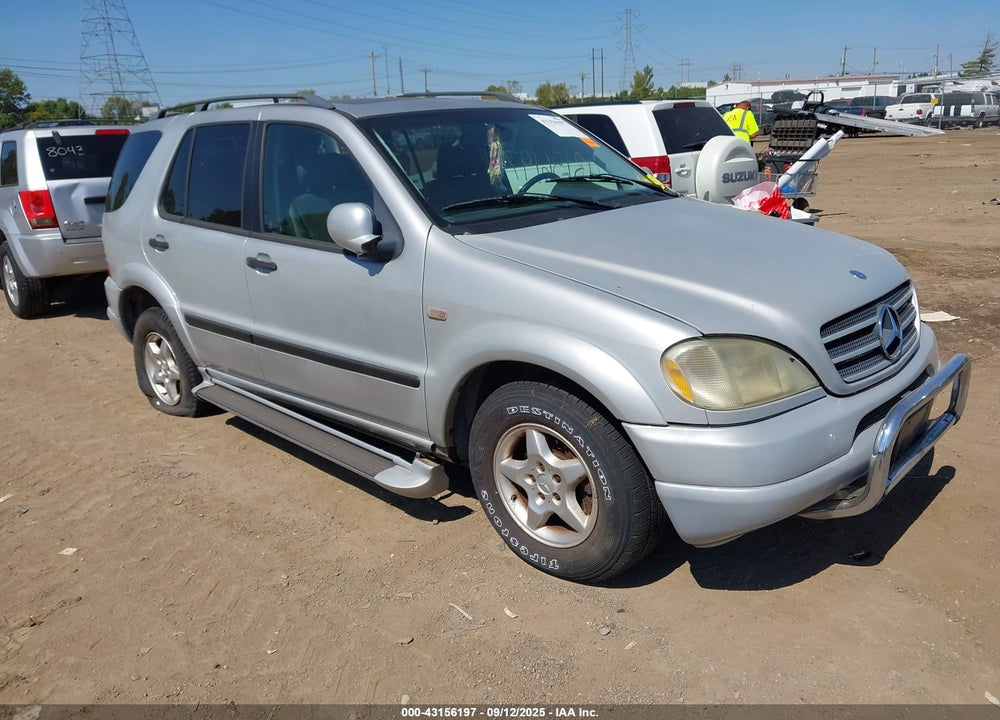 1999 MERCEDES-BENZ ML 320 VIN: 4JGAB54E4XA123477