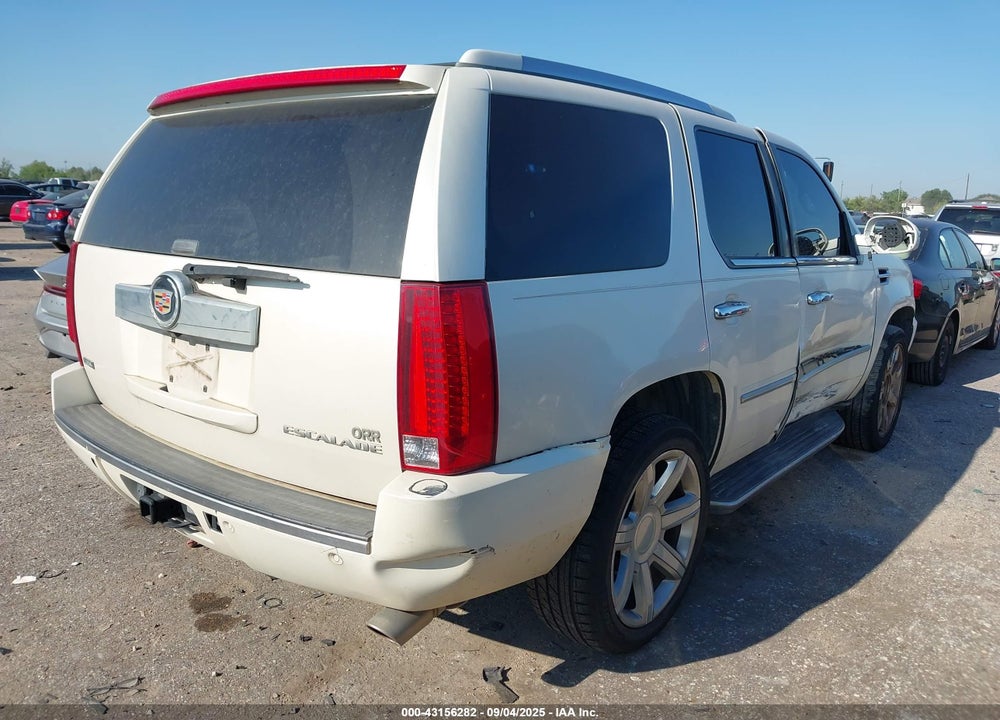 2012 CADILLAC ESCALADE VIN: 1GYS3BEF4CR224553