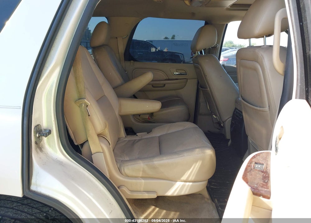 2012 CADILLAC ESCALADE VIN: 1GYS3BEF4CR224553