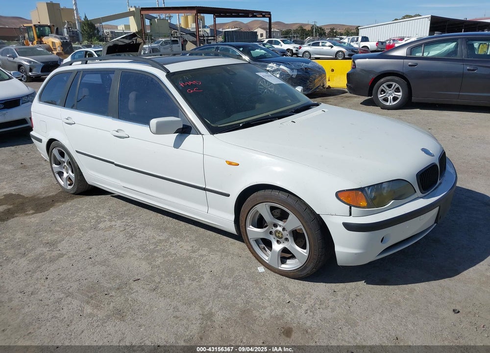 2003 BMW 325IT VIN: WBAAX13413PJ00623