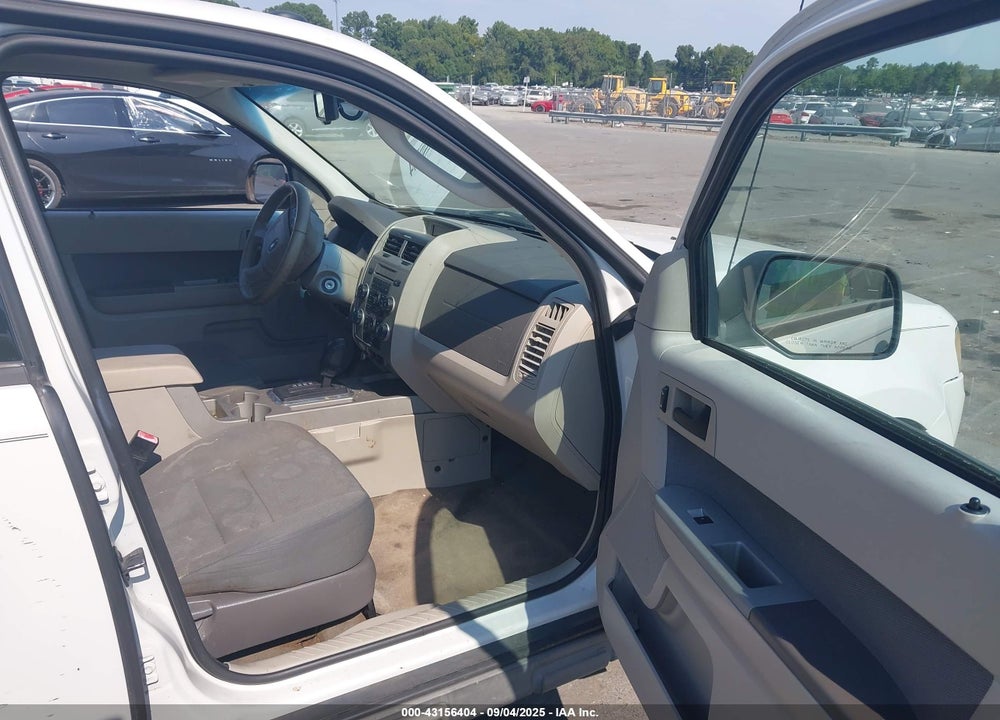 2010 FORD ESCAPE VIN: 1FMCU0D71AKA05590
