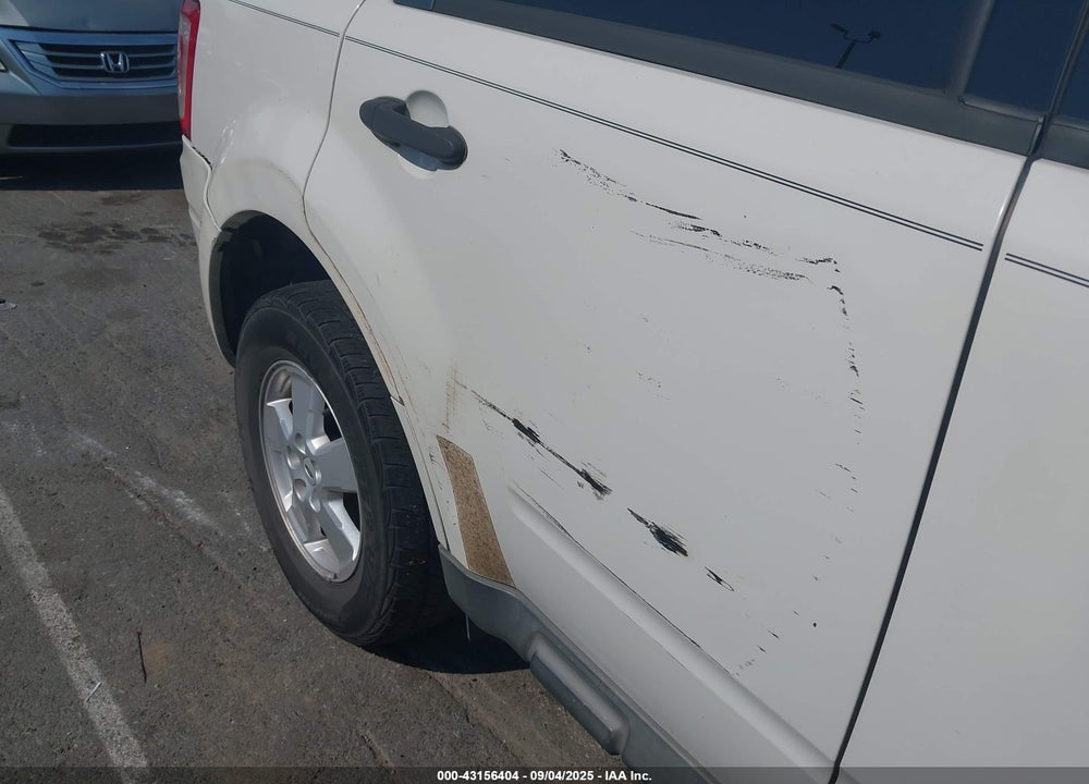 2010 FORD ESCAPE VIN: 1FMCU0D71AKA05590
