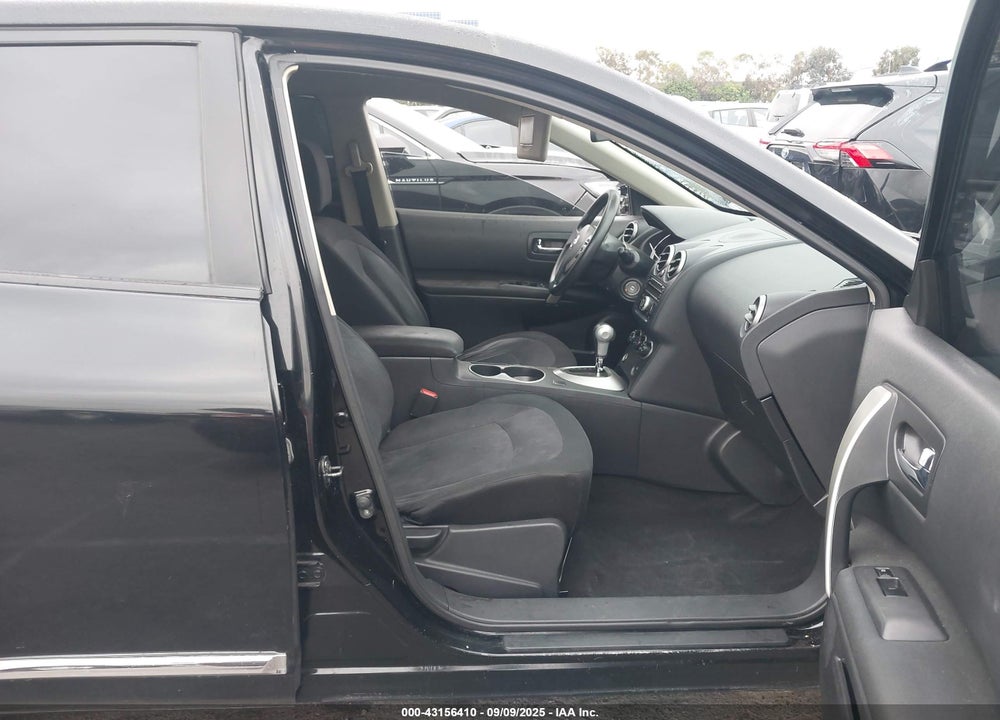 2013 NISSAN ROGUE VIN: JN8AS5MT8DW006720