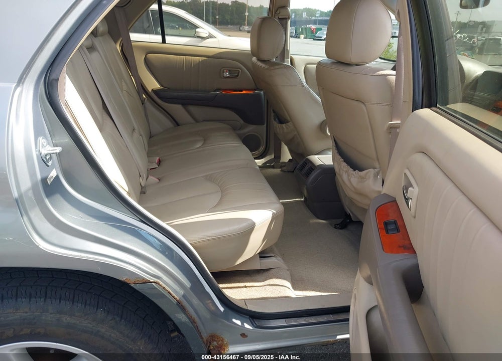 2002 LEXUS RX 300 VIN: JTJHF10U420263585