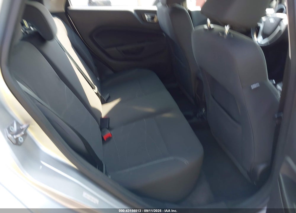 2015 FORD FIESTA VIN: 3FADP4EJ0FM221907