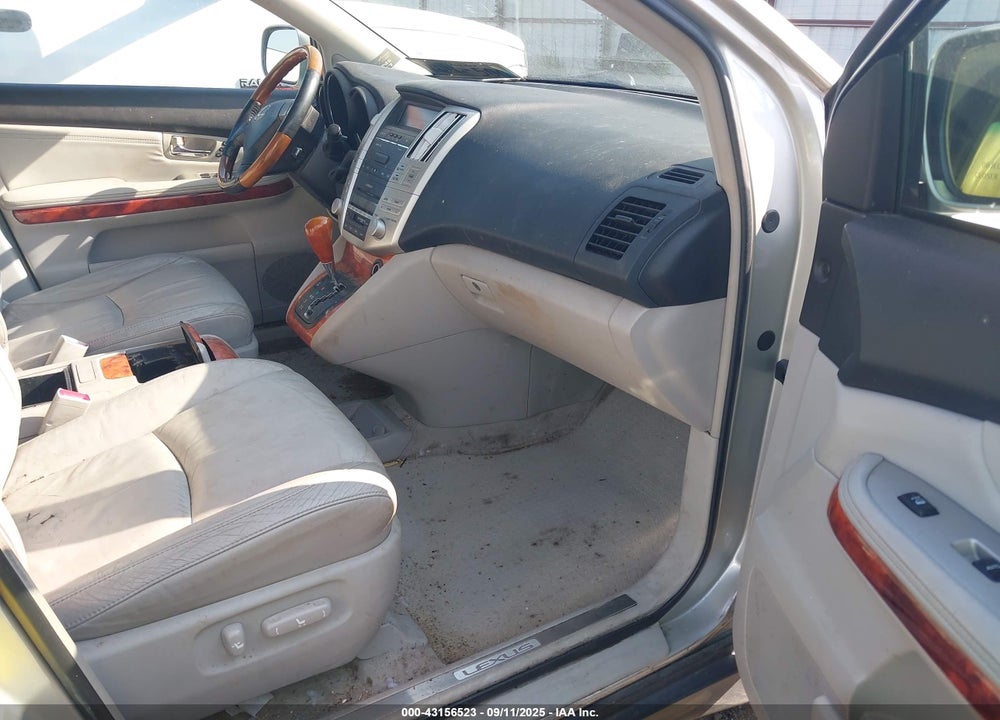 2005 LEXUS RX 330 VIN: 2T2GA31U05C020871