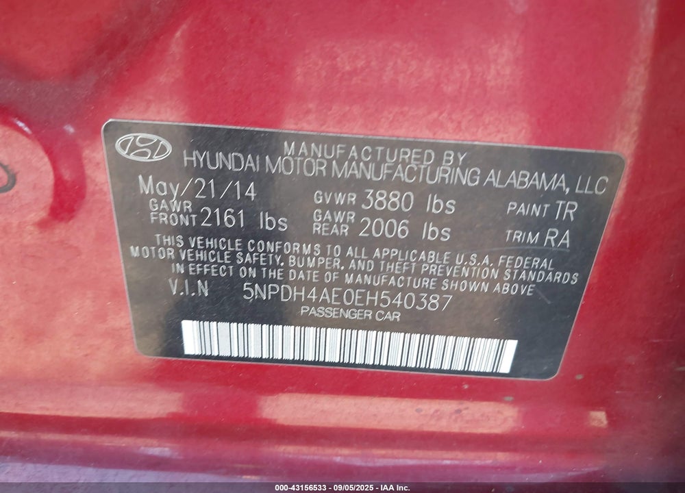 2014 HYUNDAI ELANTRA VIN: 5NPDH4AE0EH540387