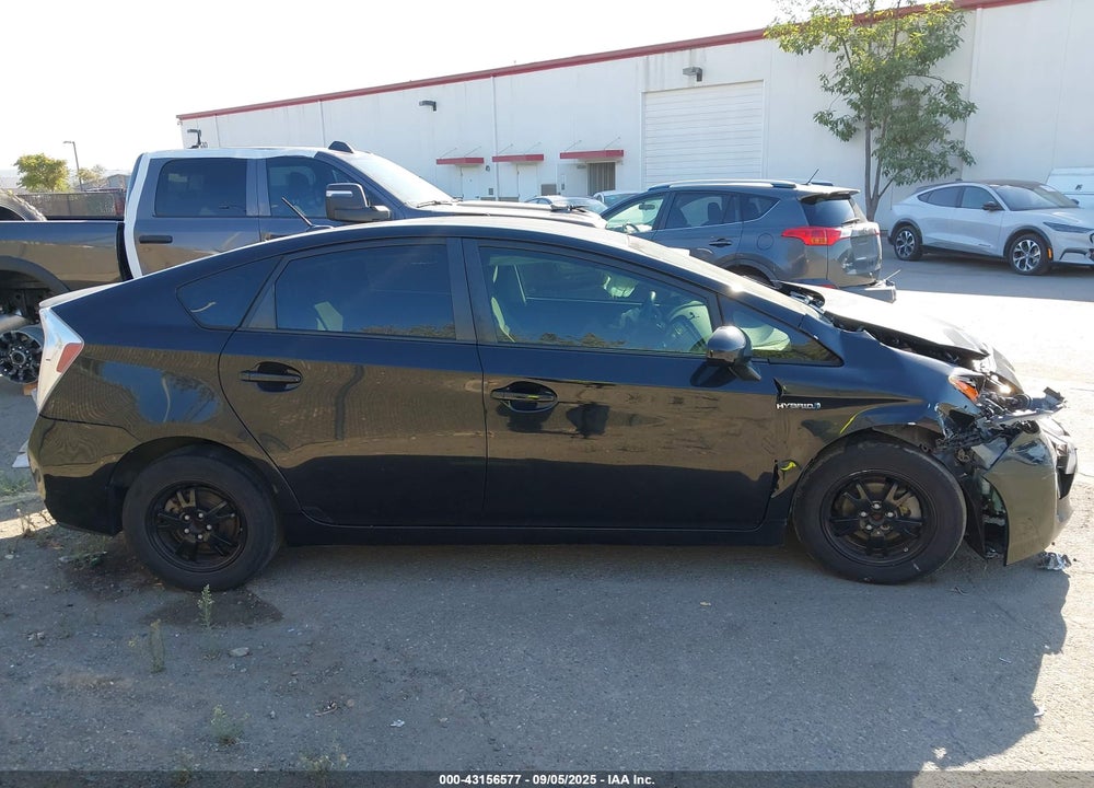 2013 TOYOTA PRIUS THREE VIN: JTDKN3DU7D5647237