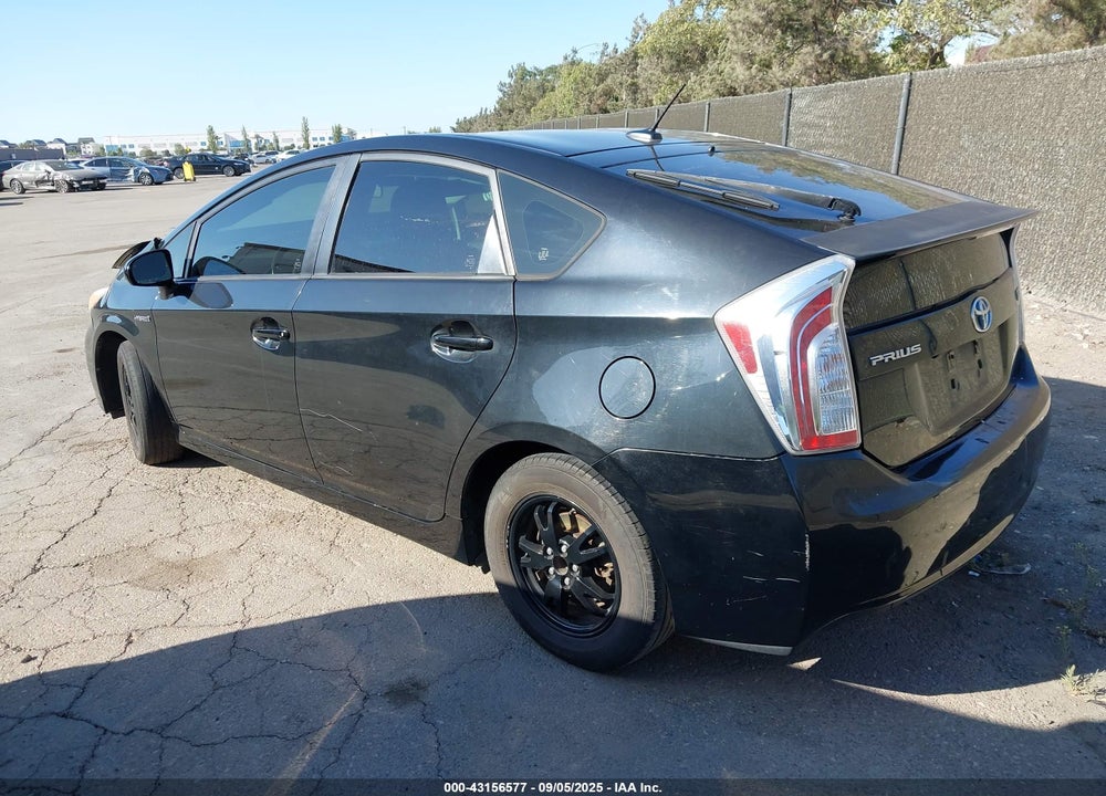 2013 TOYOTA PRIUS THREE VIN: JTDKN3DU7D5647237