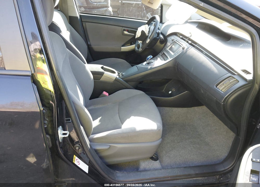 2013 TOYOTA PRIUS THREE VIN: JTDKN3DU7D5647237