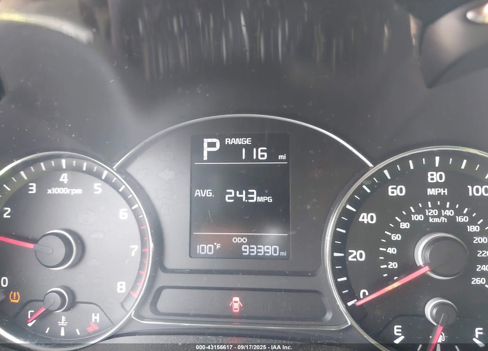 2017 KIA FORTE VIN: 3KPFK4A72HE072196