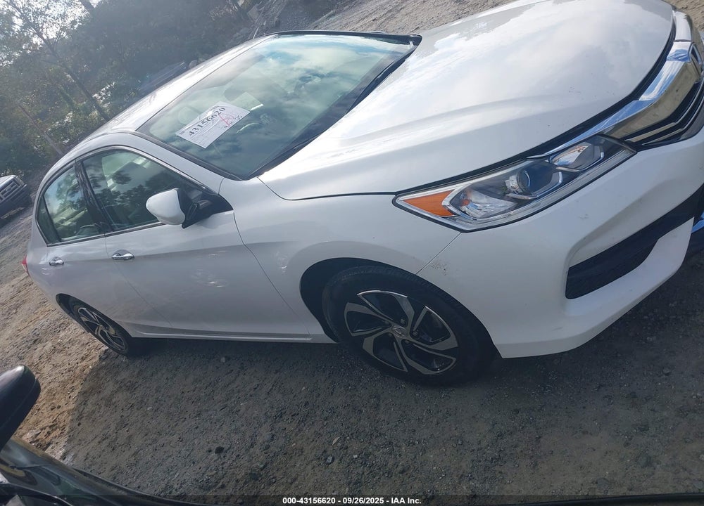 2017 HONDA ACCORD VIN: 1HGCR2F38HA125951