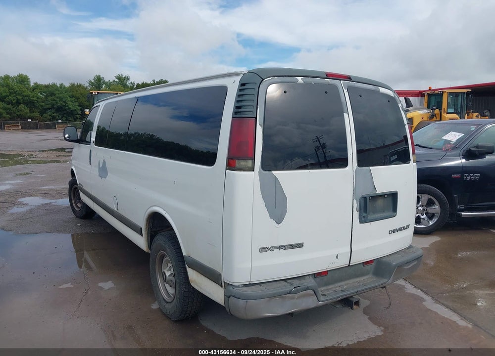 2002 CHEVROLET EXPRESS VIN: 1GAHG39R621115483