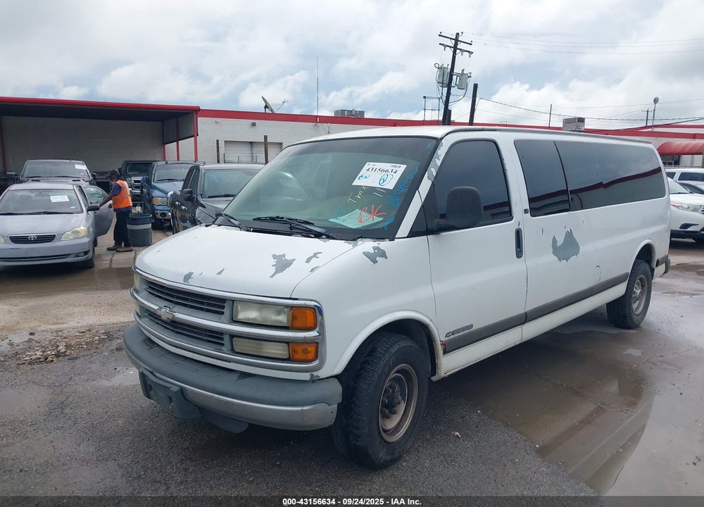2002 CHEVROLET EXPRESS VIN: 1GAHG39R621115483