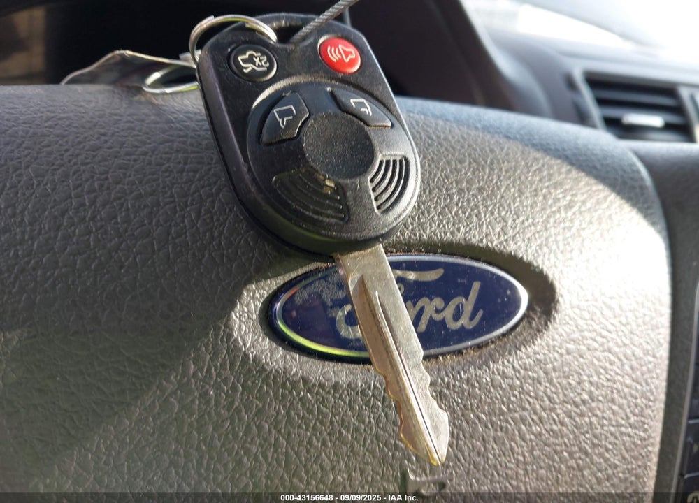 2010 FORD FUSION VIN: 3FAHP0JG5AR115713