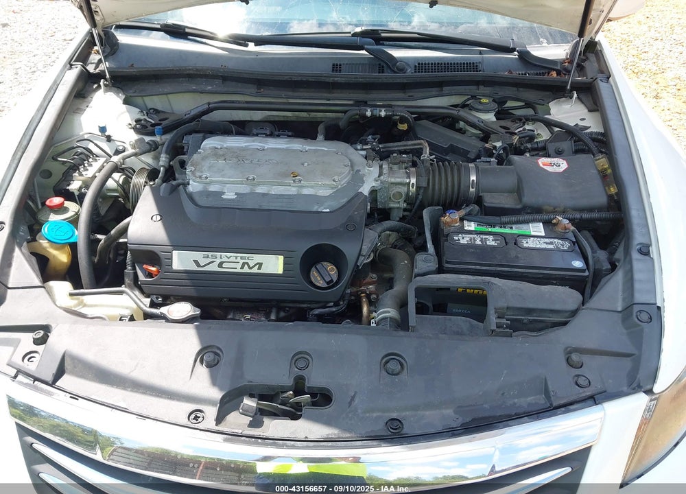 2011 HONDA ACCORD VIN: 5KBCP3F80BB004529