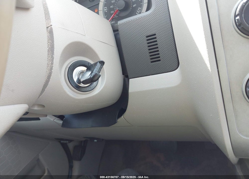 2009 FORD ESCAPE XLT VIN: 1FMCU03G29KA63849
