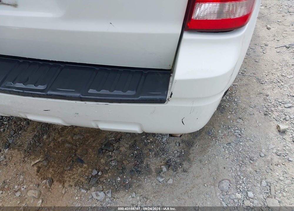 2009 FORD ESCAPE XLT VIN: 1FMCU03G29KA63849