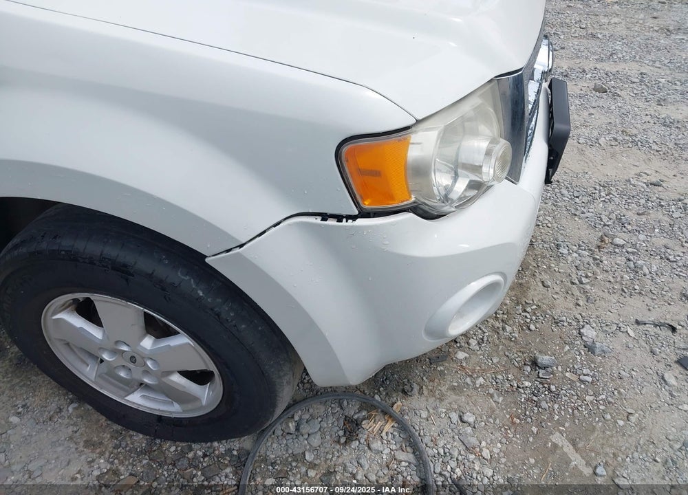 2009 FORD ESCAPE XLT VIN: 1FMCU03G29KA63849