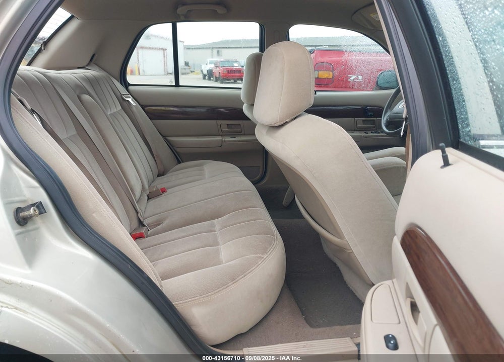 2004 MERCURY GRAND MARQUIS GS VIN: 2MEFM74W54X617972